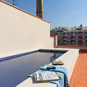 https://aparteasy-family-deluxe-kids-pool.topbarcelonahotels.com