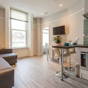 https://d-6-studios-apartment.dublin-hotelsweb.com